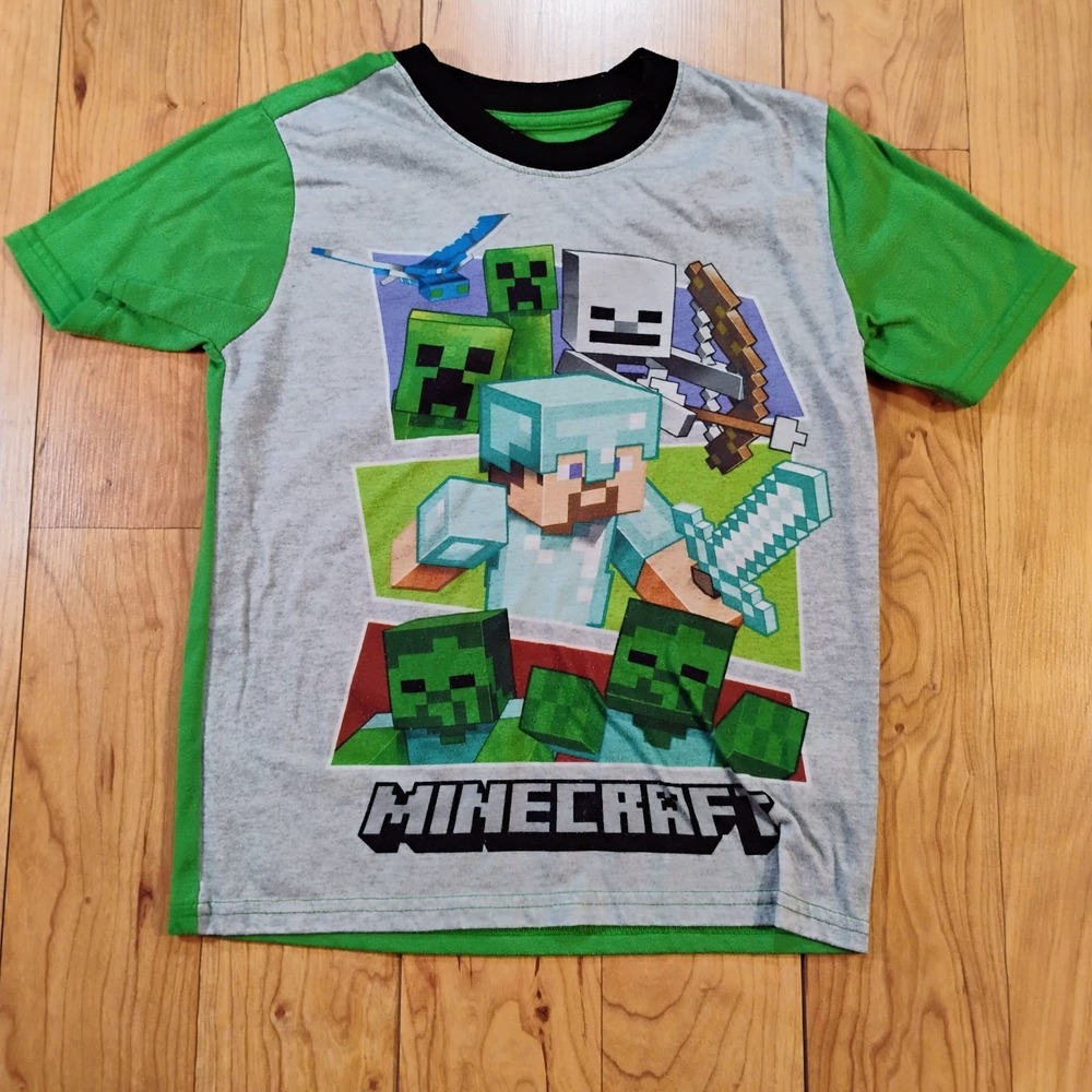 Mojang Minecraft Boy's Size 8 Green/Gray Graphic Short Sleeve Tee Shirt